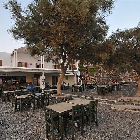 Akrotiri فندق