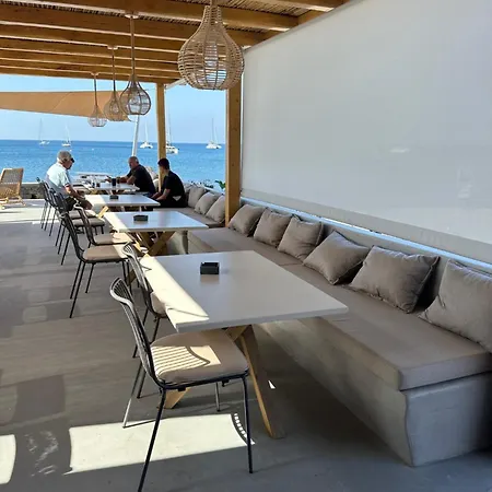 Akrotiri 2* Akrotírion