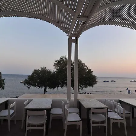 فندق Akrotiri Akrotírion