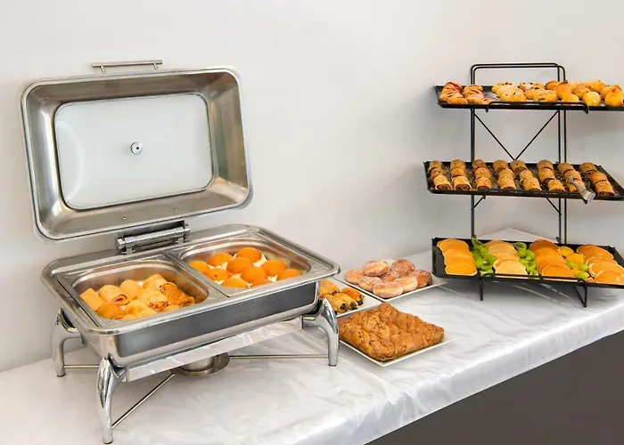 アクロティリ ホテル 2*